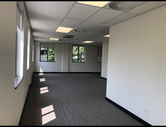 217M² OFFICE TO LET IN SANDHURST